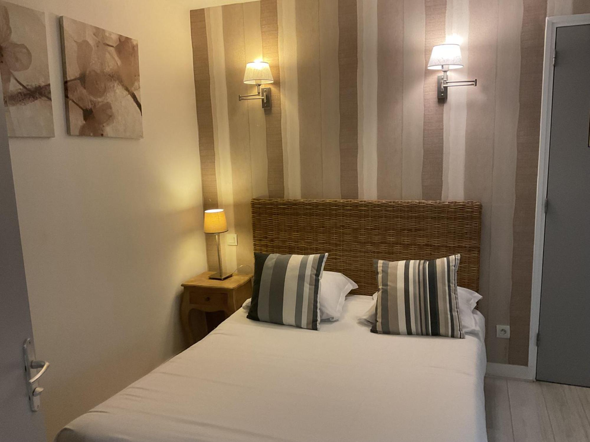 Hotel Des Falaises Villers-sur-Mer Esterno foto