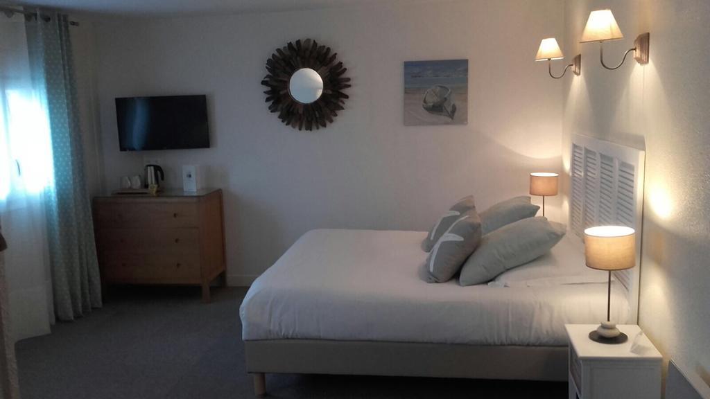 Hotel Des Falaises Villers-sur-Mer Esterno foto