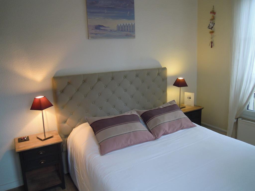 Hotel Des Falaises Villers-sur-Mer Camera foto