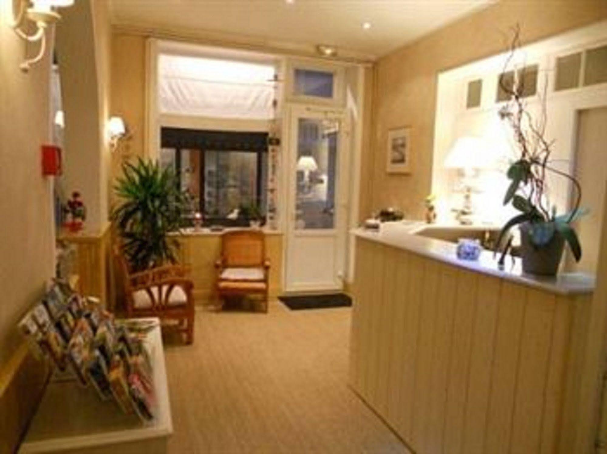 Hotel Des Falaises Villers-sur-Mer Esterno foto