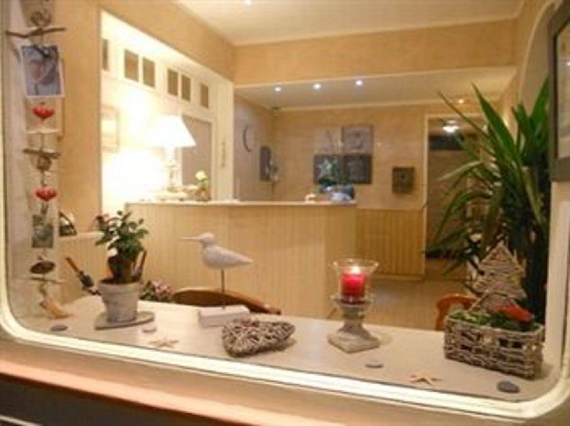 Hotel Des Falaises Villers-sur-Mer Esterno foto